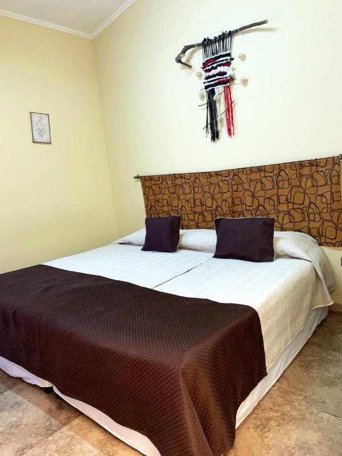 קאלאמה Juku Hostal מראה חיצוני תמונה