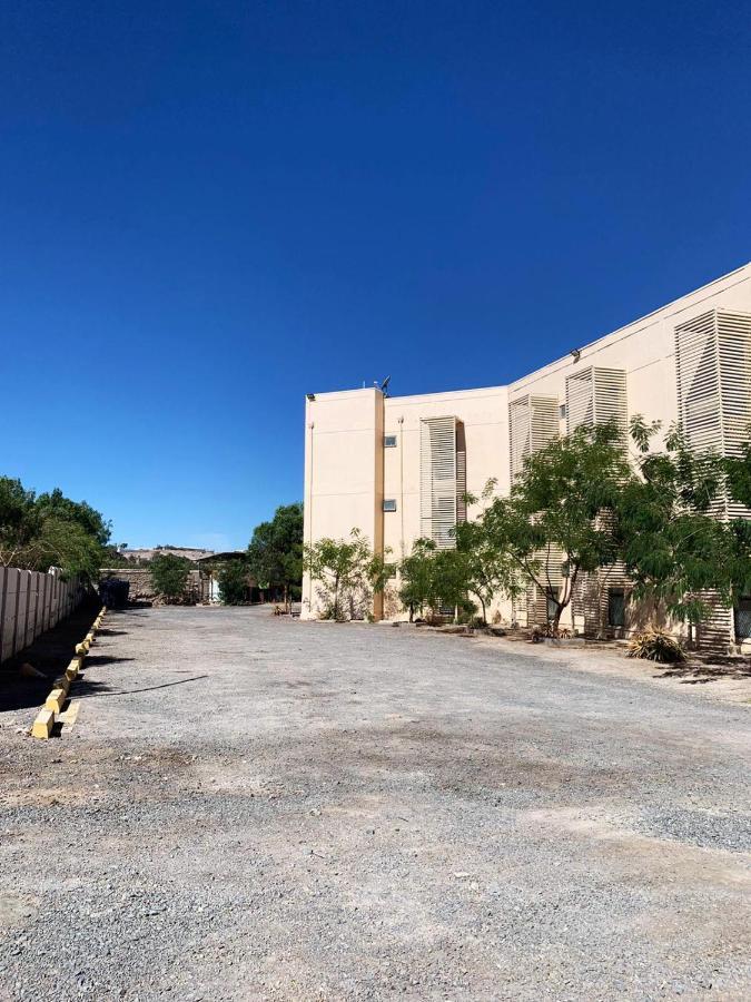 קאלאמה Juku Hostal מראה חיצוני תמונה