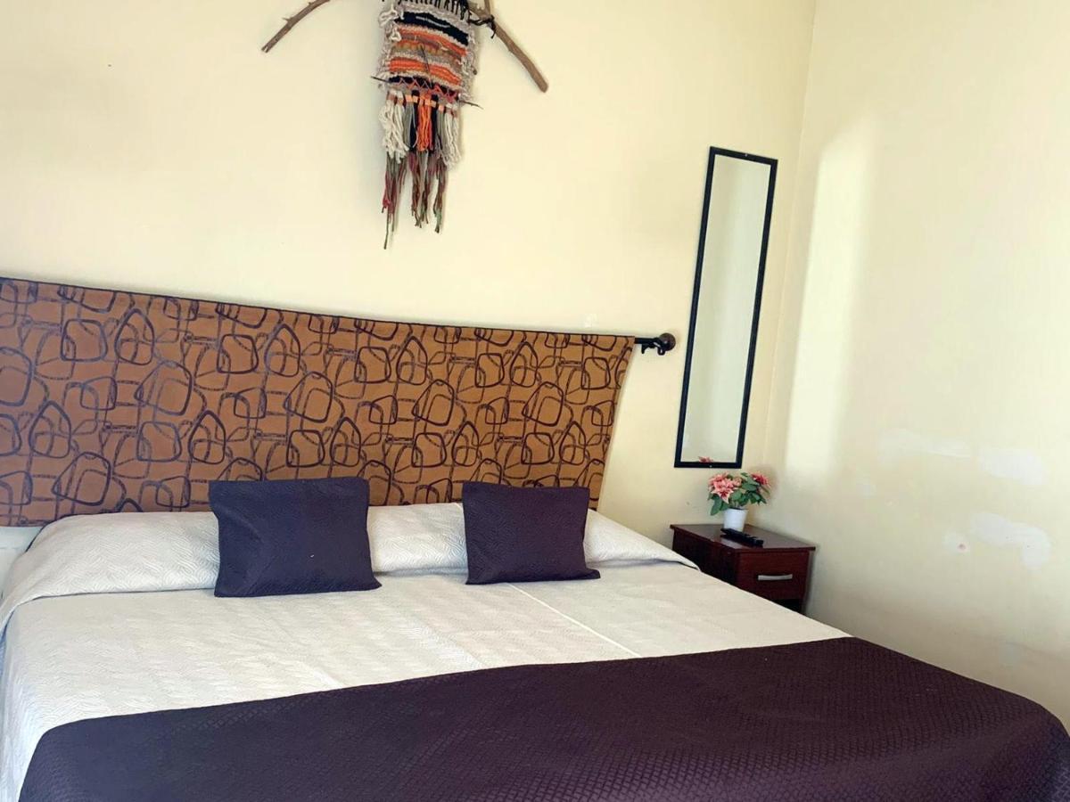 קאלאמה Juku Hostal מראה חיצוני תמונה