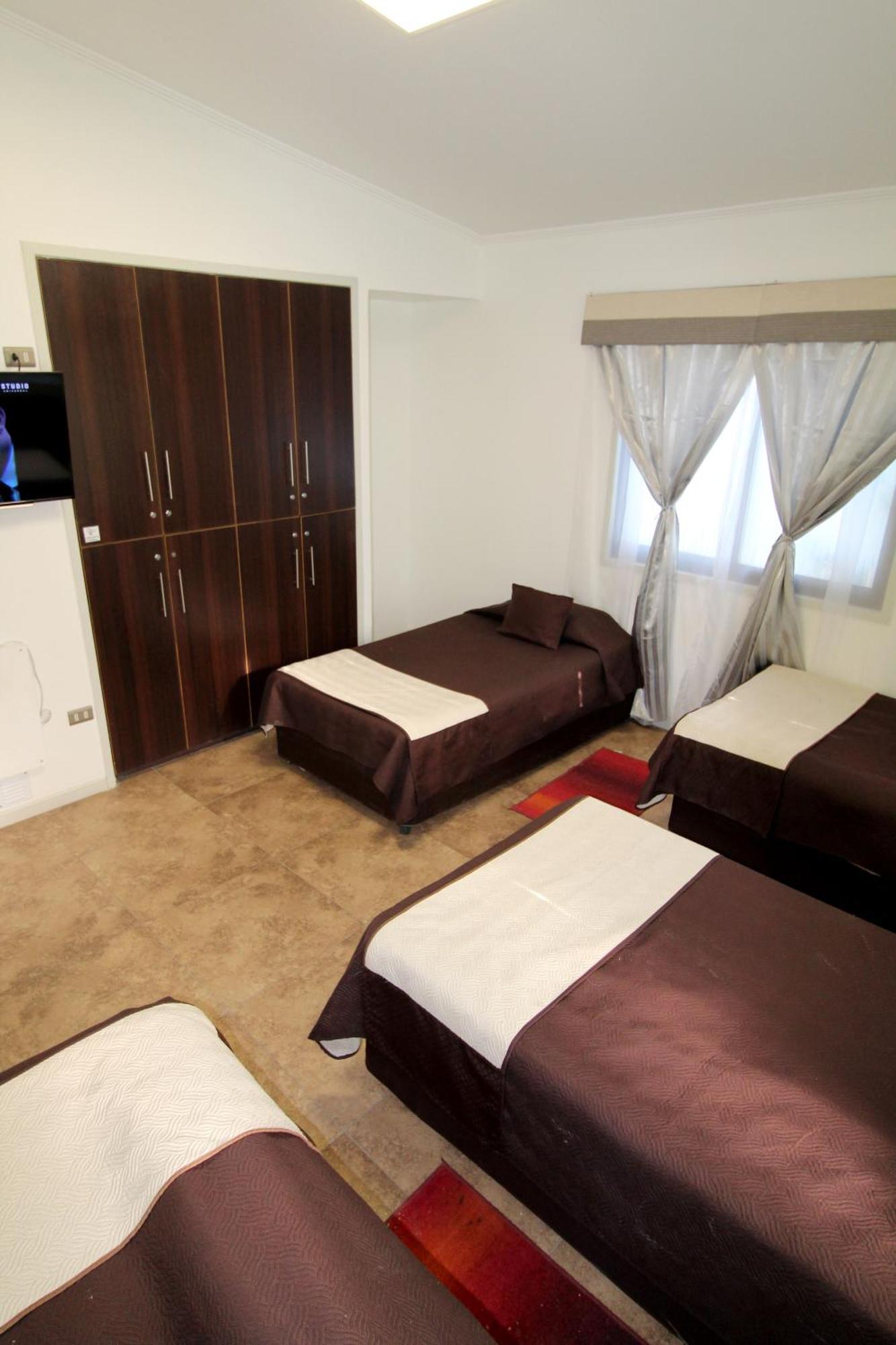 קאלאמה Juku Hostal מראה חיצוני תמונה