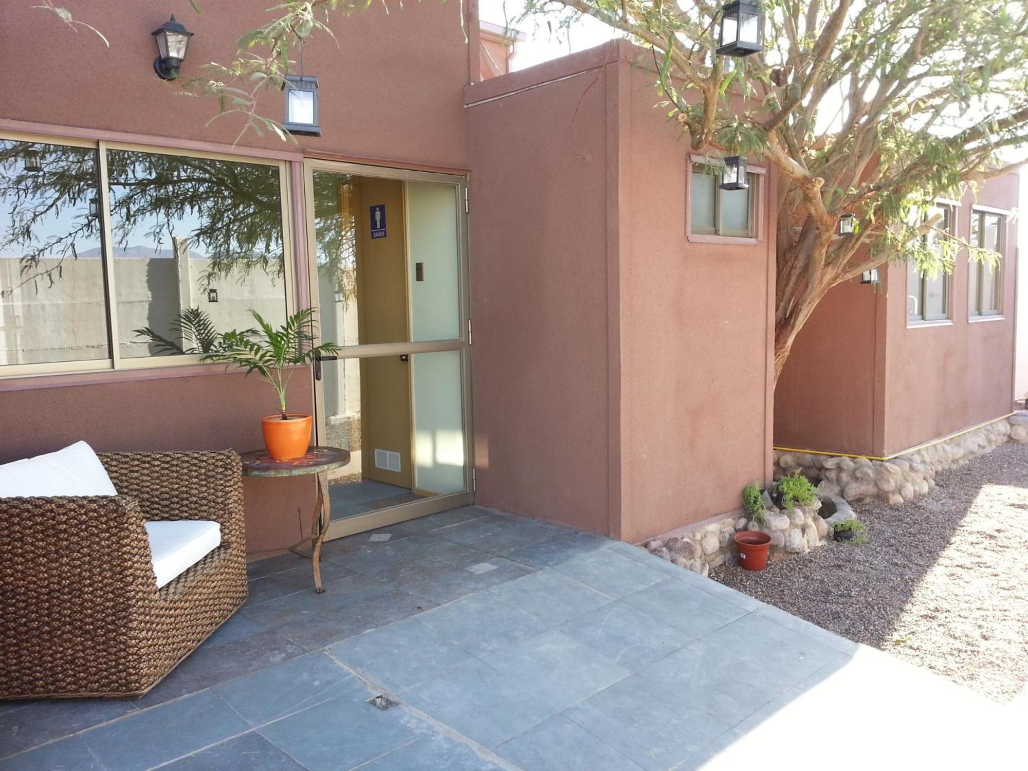 קאלאמה Juku Hostal מראה חיצוני תמונה
