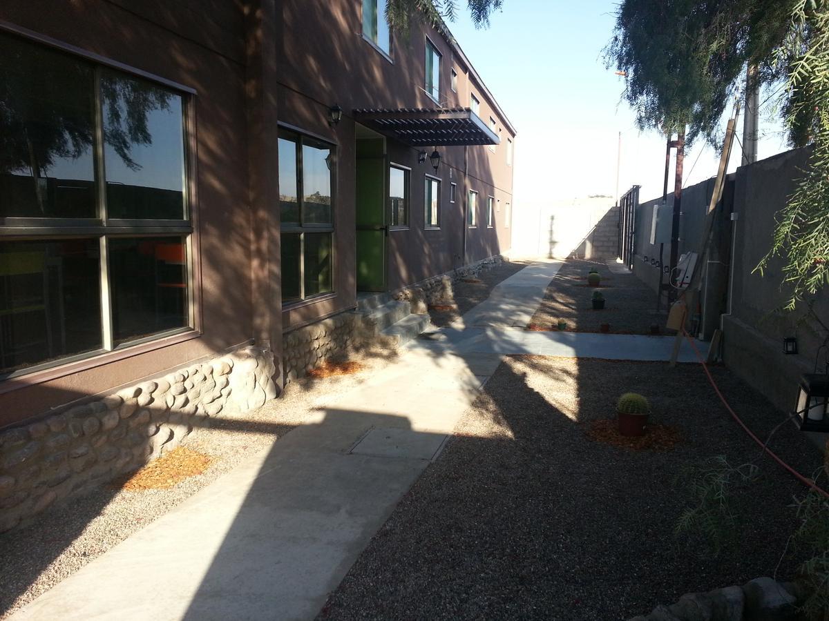 קאלאמה Juku Hostal מראה חיצוני תמונה
